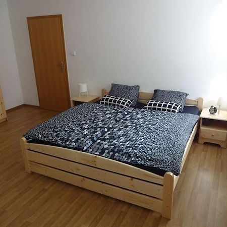 Luxusni Apartman V Centru Boziho Daru Божи Дар Екстериор снимка